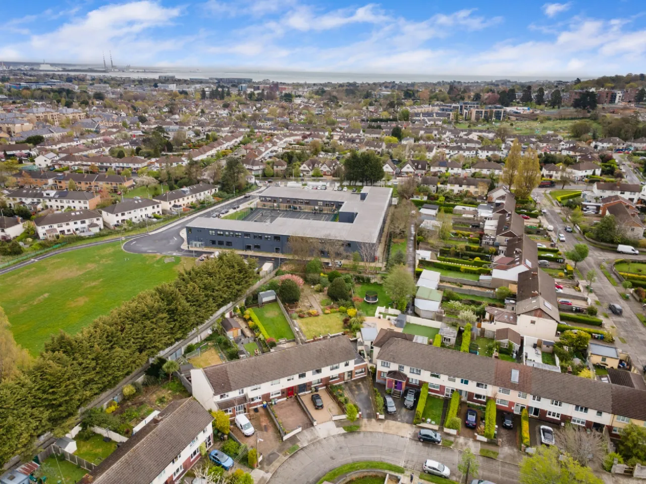 Photo of 33 Taney Avenue, Dundrum, Dublin 14, D14 R762