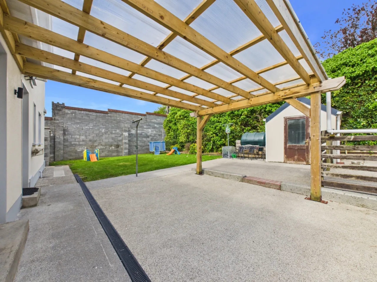 Photo of 1 Powerscourt, Tulla, Co Clare, V95 F409