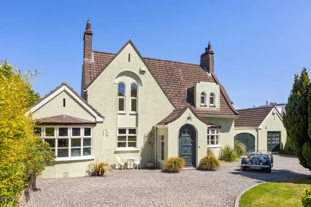 Photo of Stanmore, Stillorgan Rd, Foxrock, Dublin 18, D18 T9N4