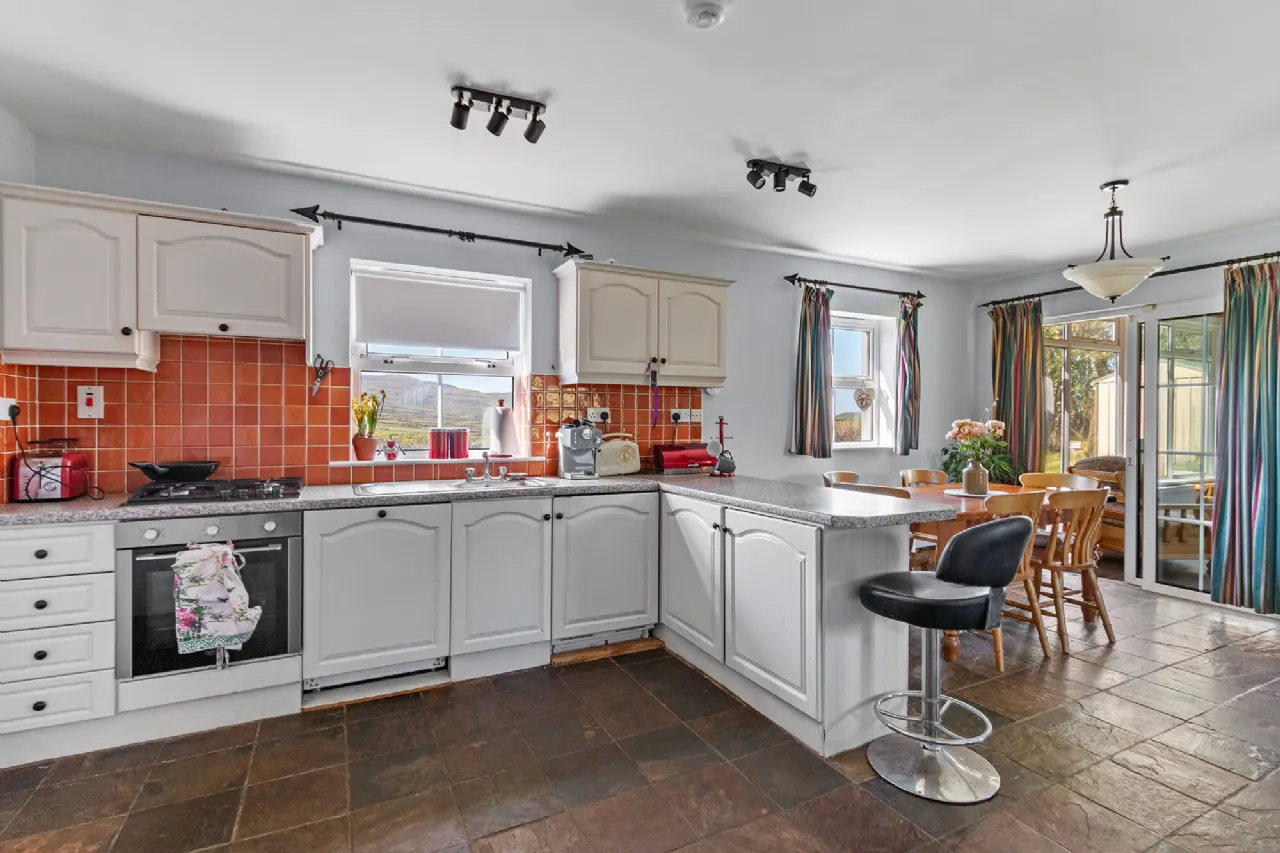 Photo of Ballydonegan View, Cahermeeleboe, Allihies, Co. Cork, P75 X280