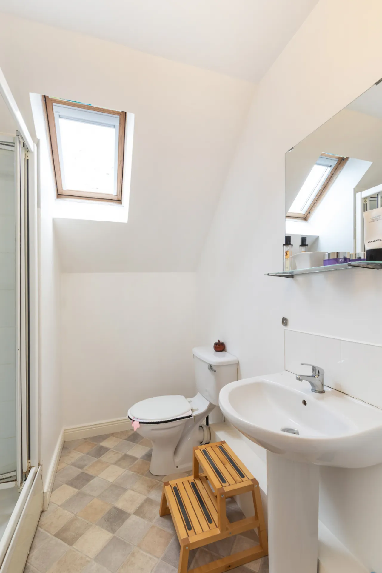 Photo of 33 Delhurst Terrace, Ongar, Dublin 15, D15A8H1