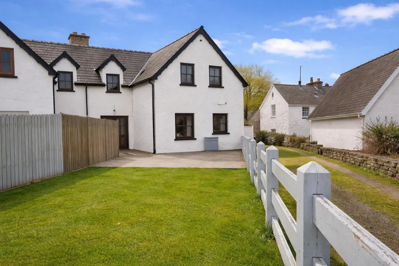 Photo of Seanua Cottage, 1 Wheelie Lea, Pound Street, Ramelton, Co. DOnegal, F92VC43