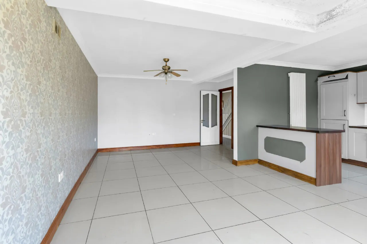 Photo of 9 Hermitage Park, Kilcullen, Co. Kildare, R56 K030