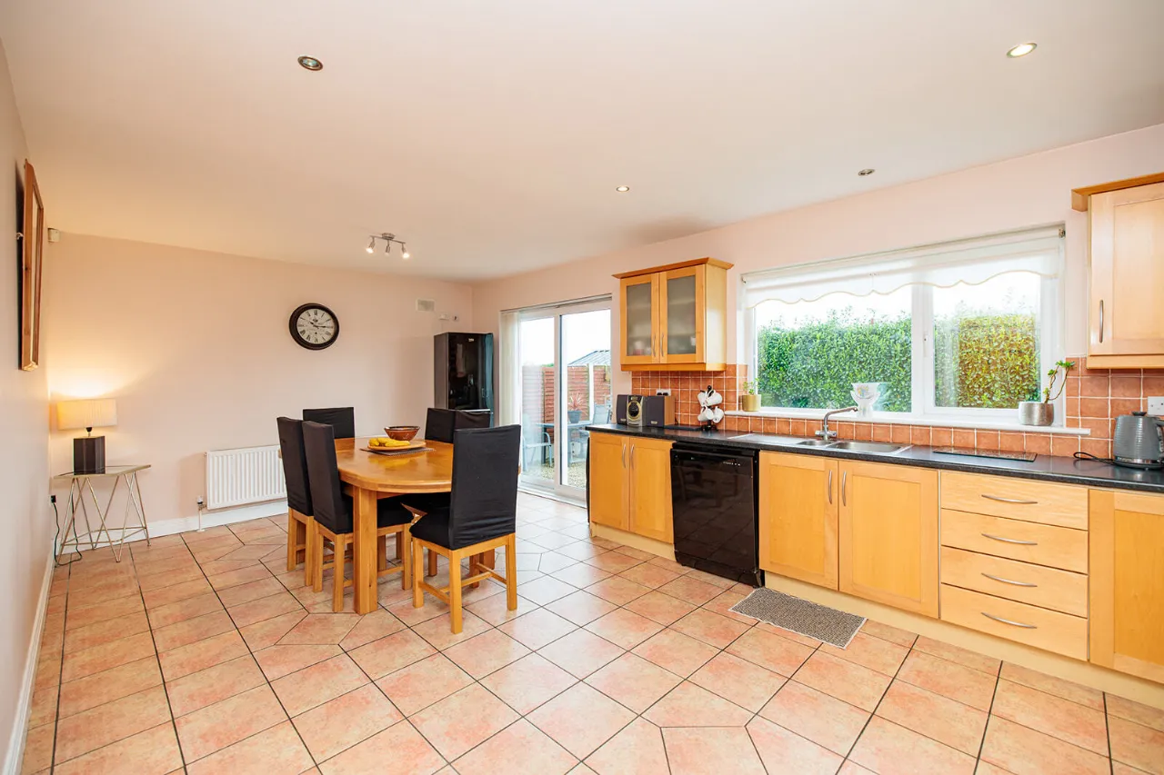 Photo of 37 Oaklawns, Paulstown, Kilkenny, R95 C866
