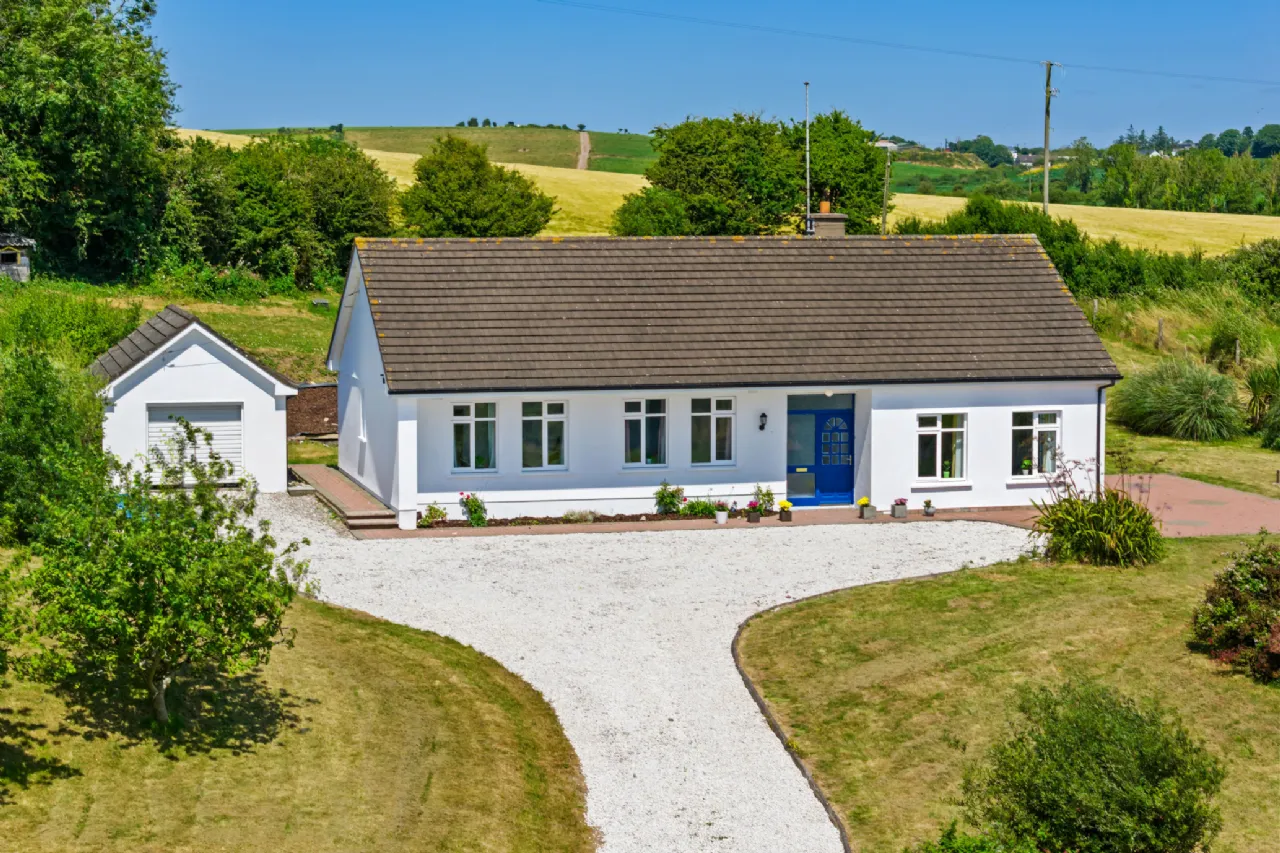 Photo of Ballyhimikin House, Garryvoe, Co. Cork, P25 FW18