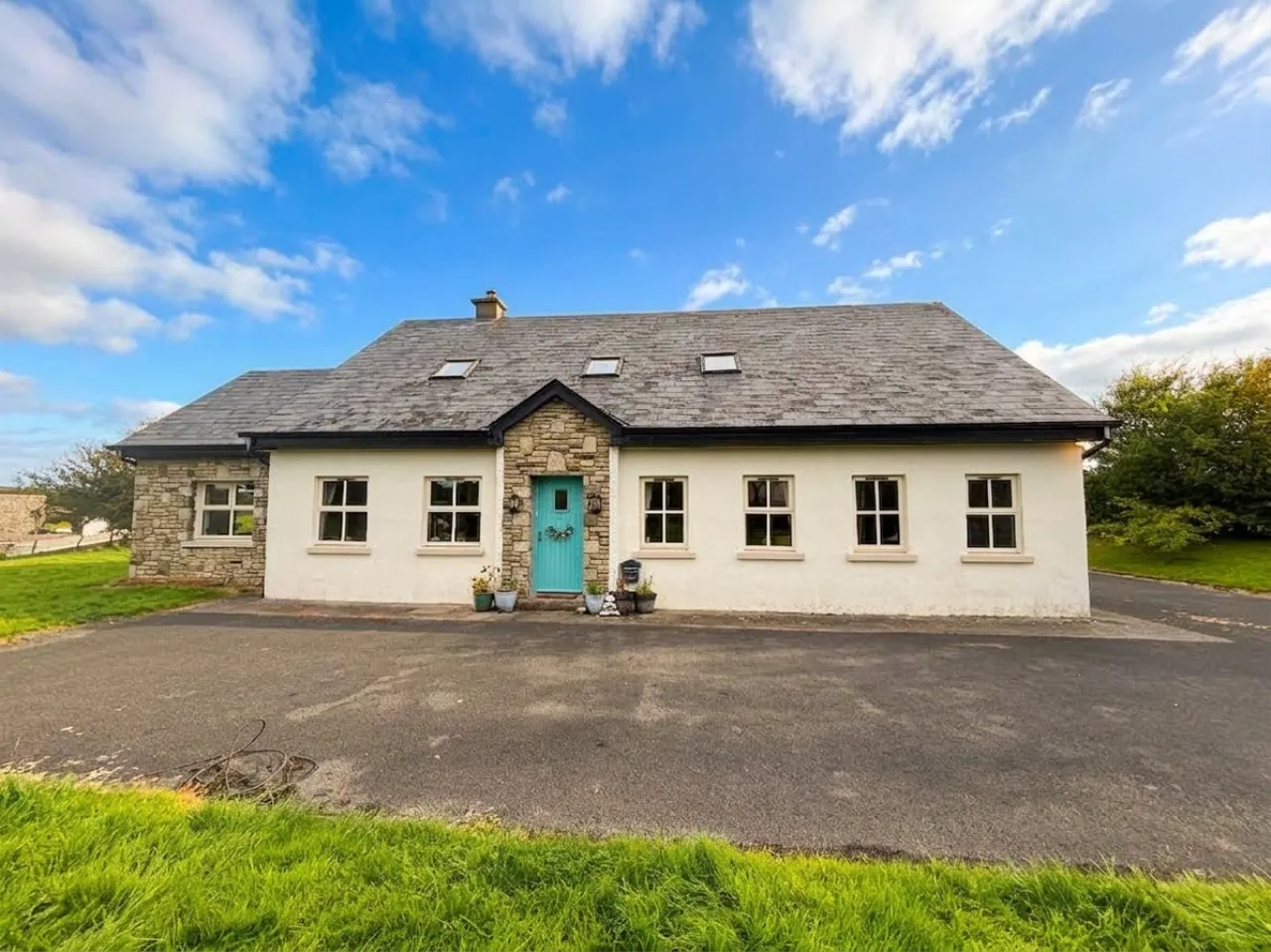 Photo of Meneen, Ardogommon, Westport, Co. Mayo, F28 Y170