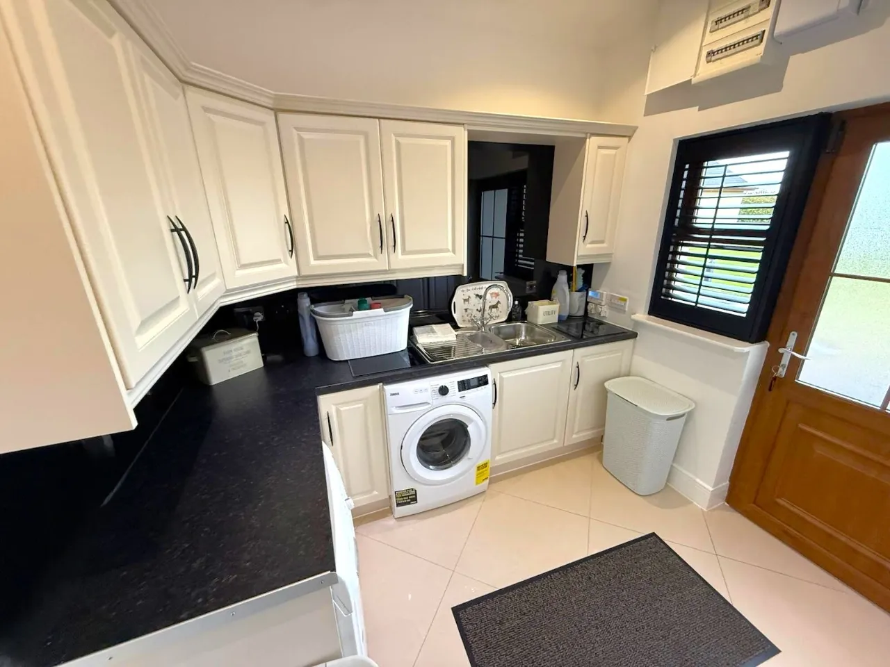 Photo of Rahoona, Lissagroom, Inishannon, Crossbarry, Co . Cork, T12 D2HV