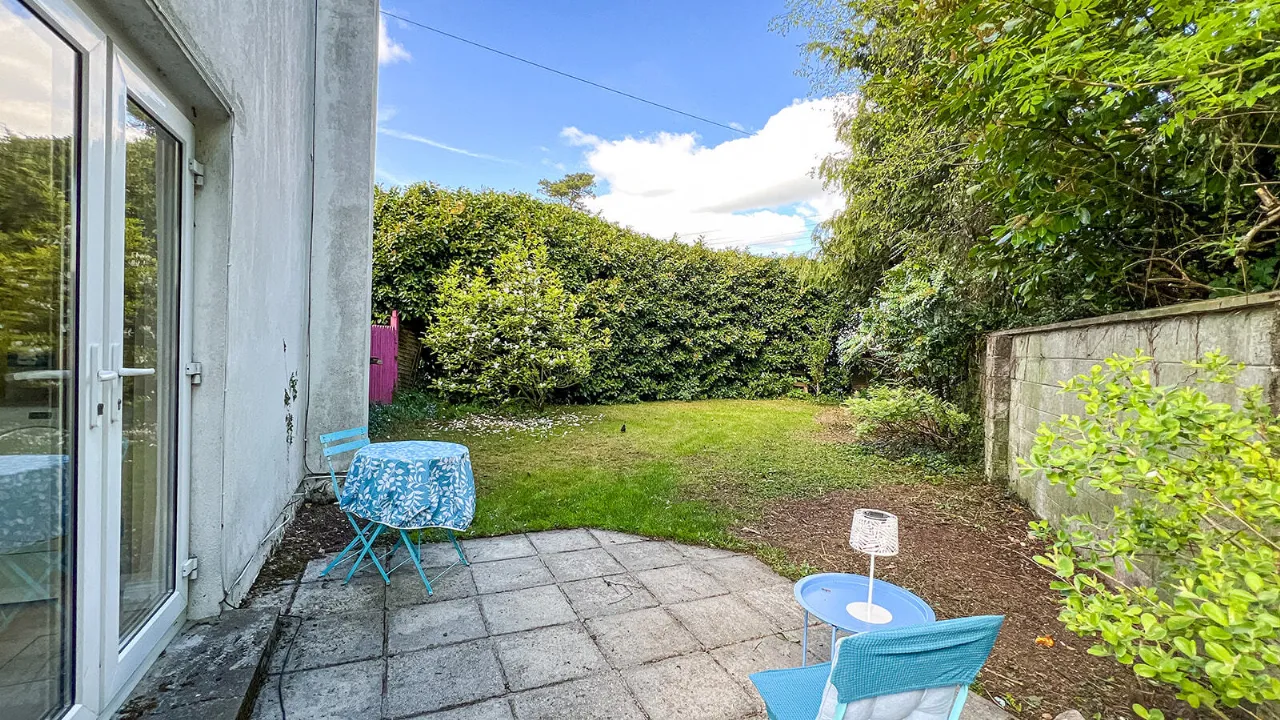 Photo of 1 Clarnwood, Freshford Road, Kilkenny, R95 HYW2
