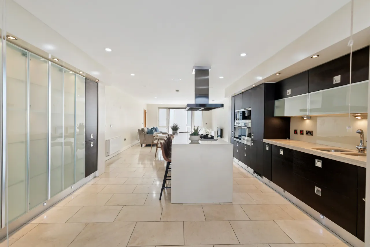 Photo of 1 Longwood, Wynnsward Park, Clonskeagh, Dublin 14, D14 V9H3