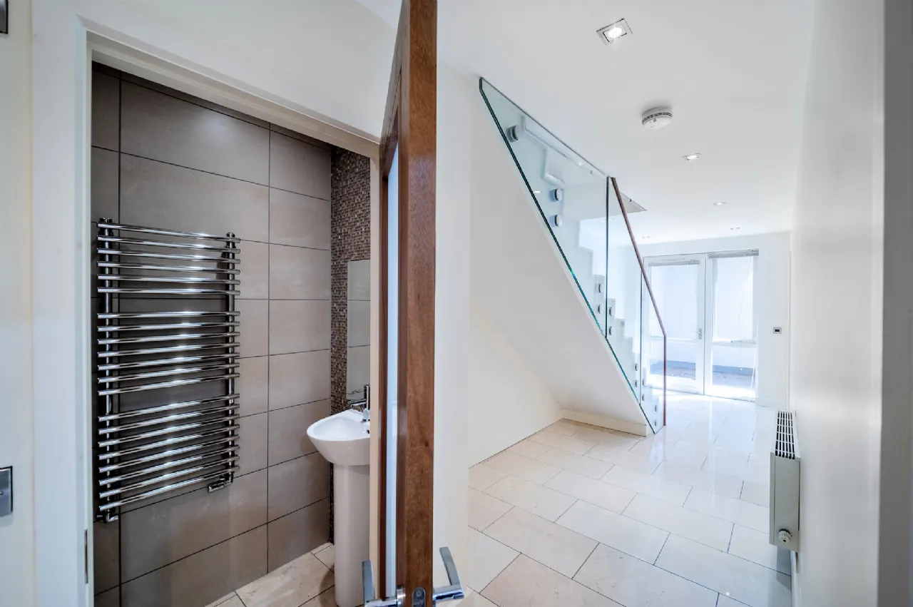Photo of 1 Longwood, Wynnsward Park, Clonskeagh, Dublin 14, D14 V9H3