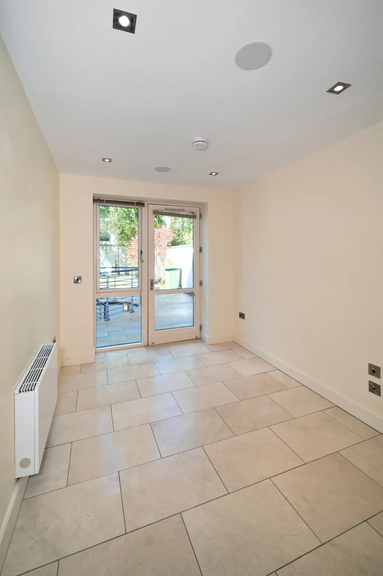 Photo of 1 Longwood, Wynnsward Park, Clonskeagh, Dublin 14, D14 V9H3
