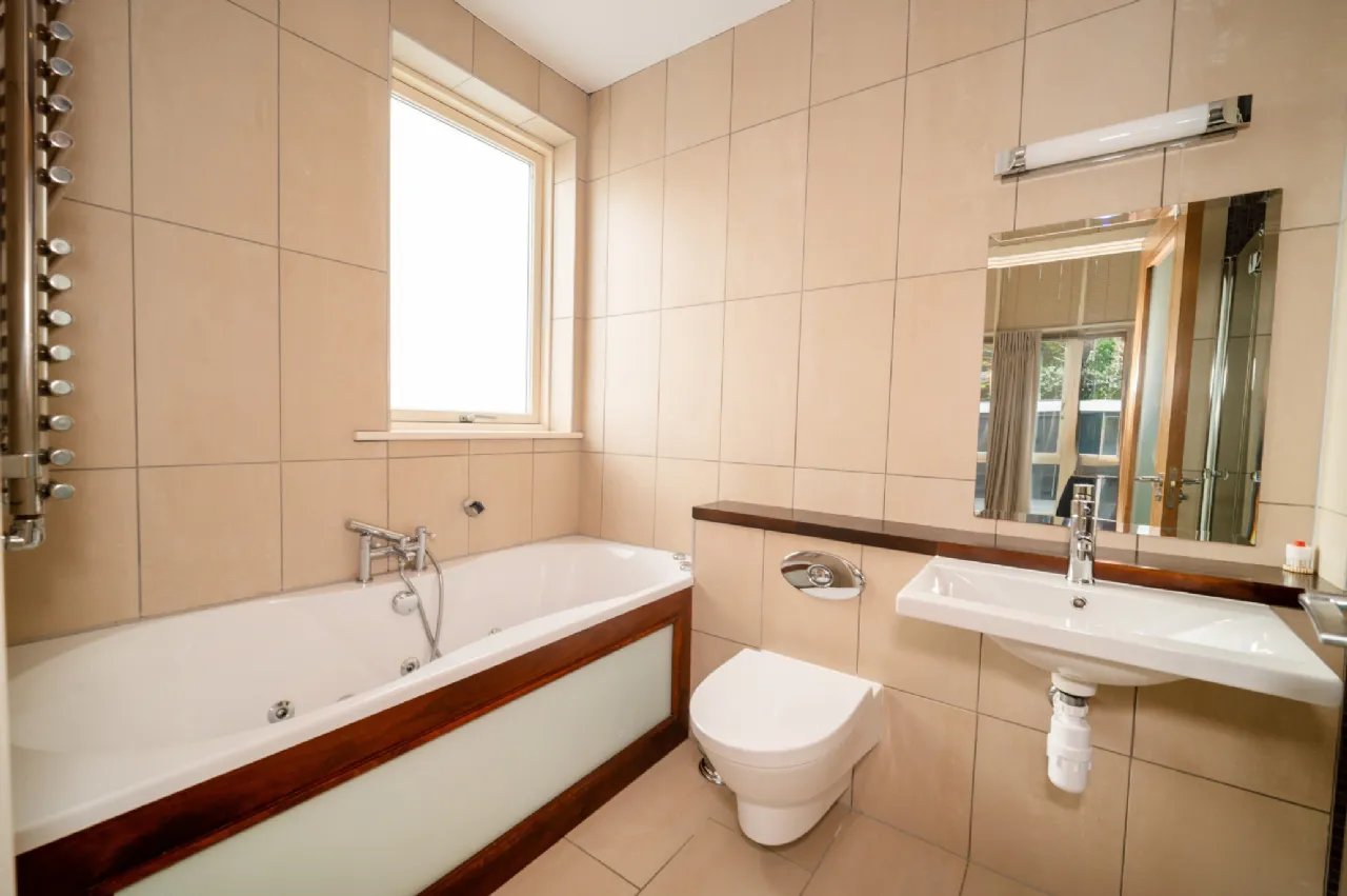 Photo of 1 Longwood, Wynnsward Park, Clonskeagh, Dublin 14, D14 V9H3