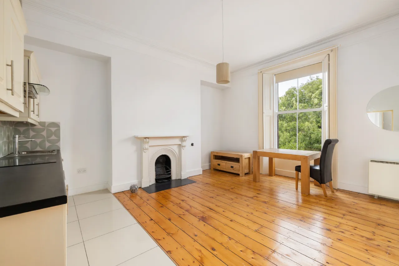 Photo of 27 Cambridge Terrace, York Road, Dun Laoghaire, Co Dublin, A96 H2T7