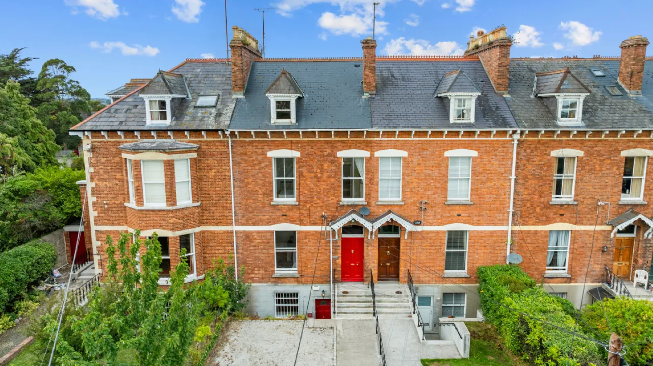 Photo of 27 Cambridge Terrace, York Road, Dun Laoghaire, Co Dublin, A96 H2T7