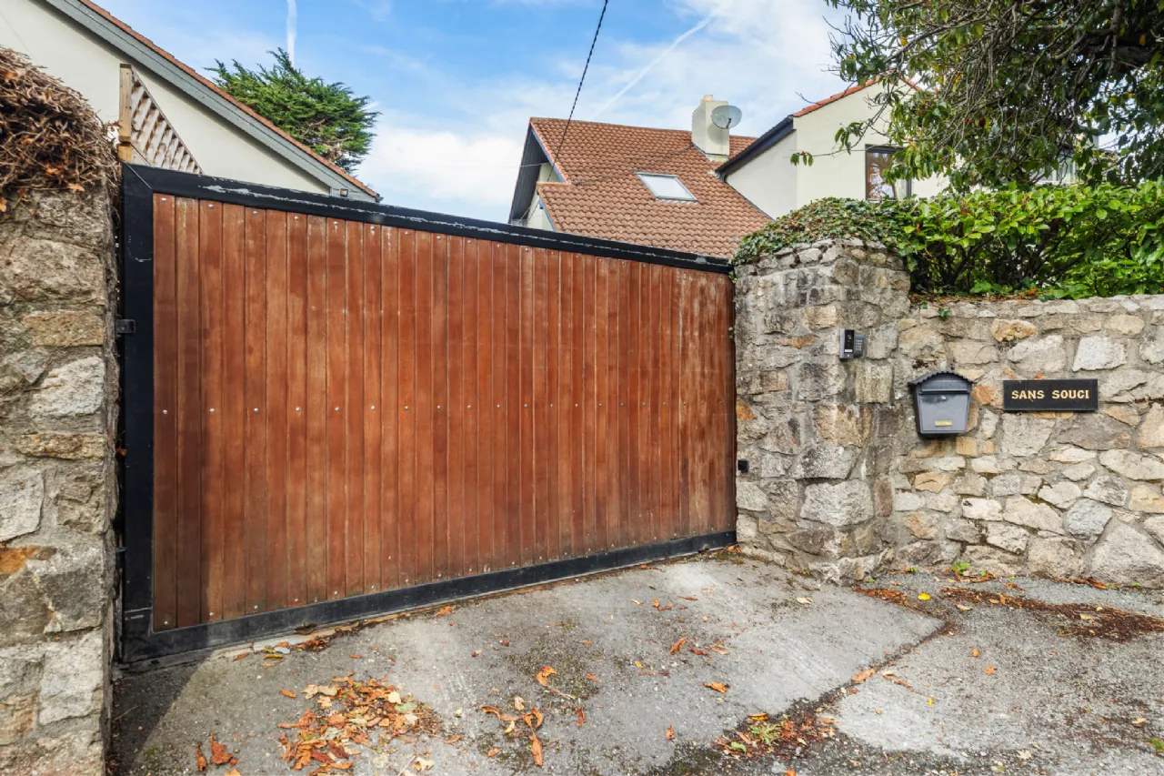 Photo of Sans Souci, Killiney Hill Road, Killiney, Co. Dublin, A96WP90