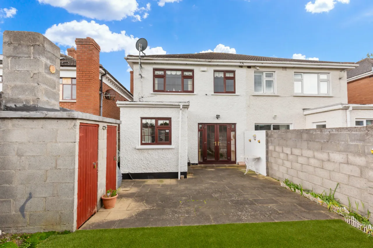 Photo of 14 Willow Grove, Foxrock, Dublin 18, D18 H3E6