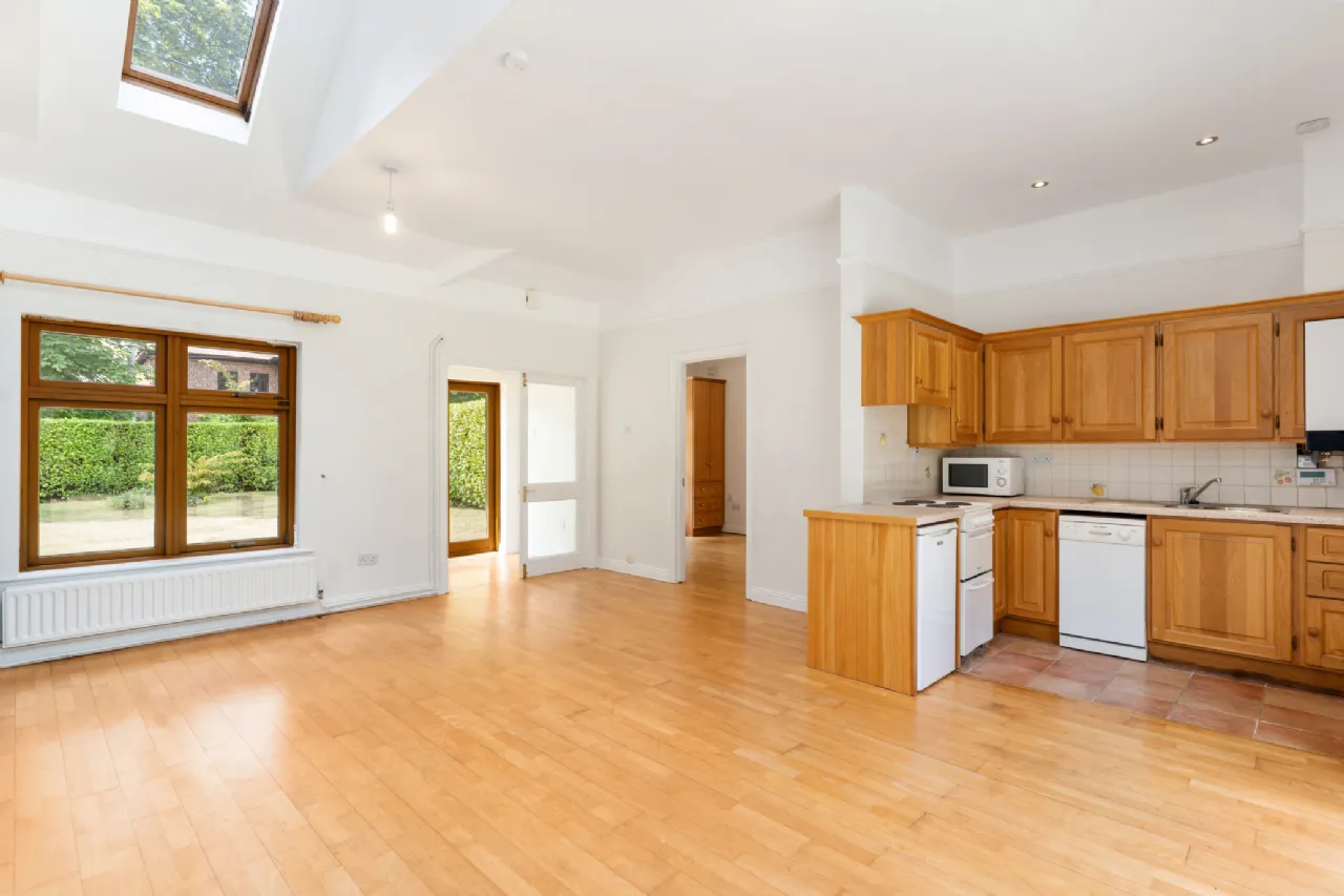 Photo of 12 Maple Road, Clonskeagh, Dublin 14, D14 F2W9