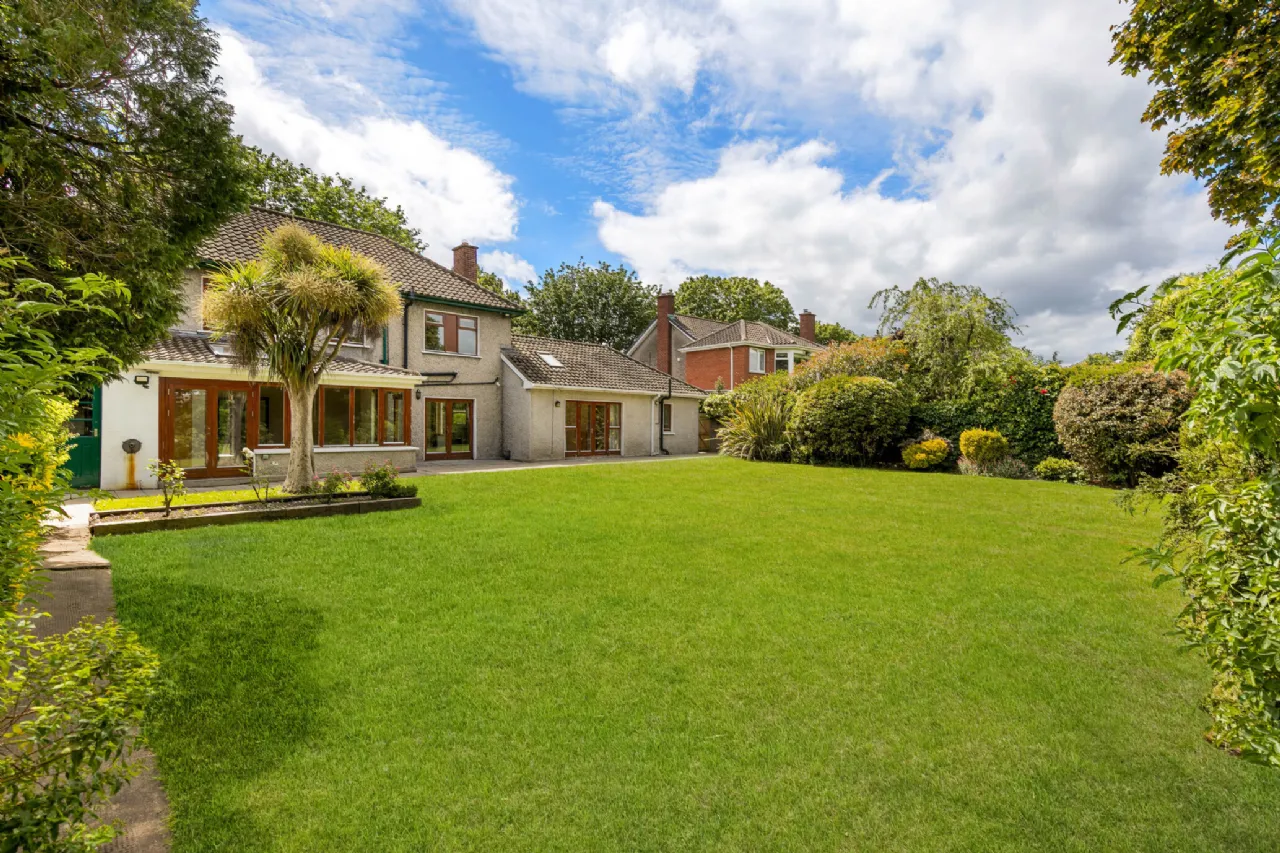 Photo of 12 Maple Road, Clonskeagh, Dublin 14, D14 F2W9