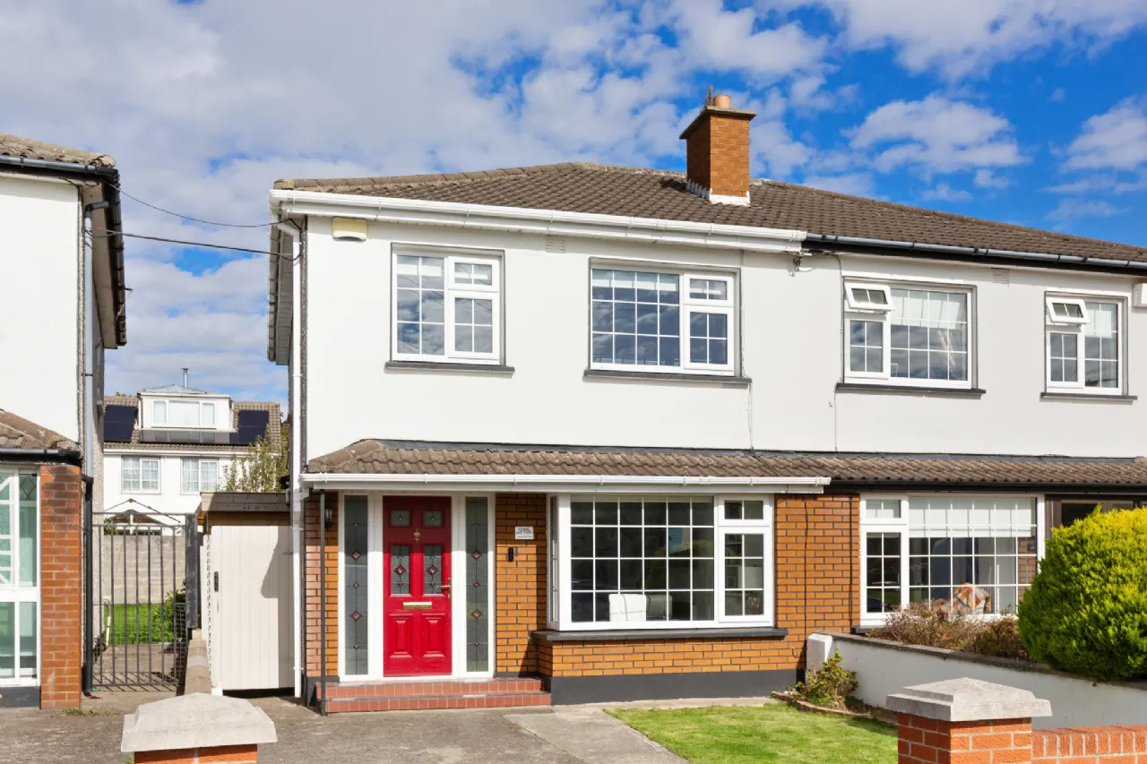 Photo of 215 Glenvara Park, Knocklyon, Dublin 16, D16 TY82