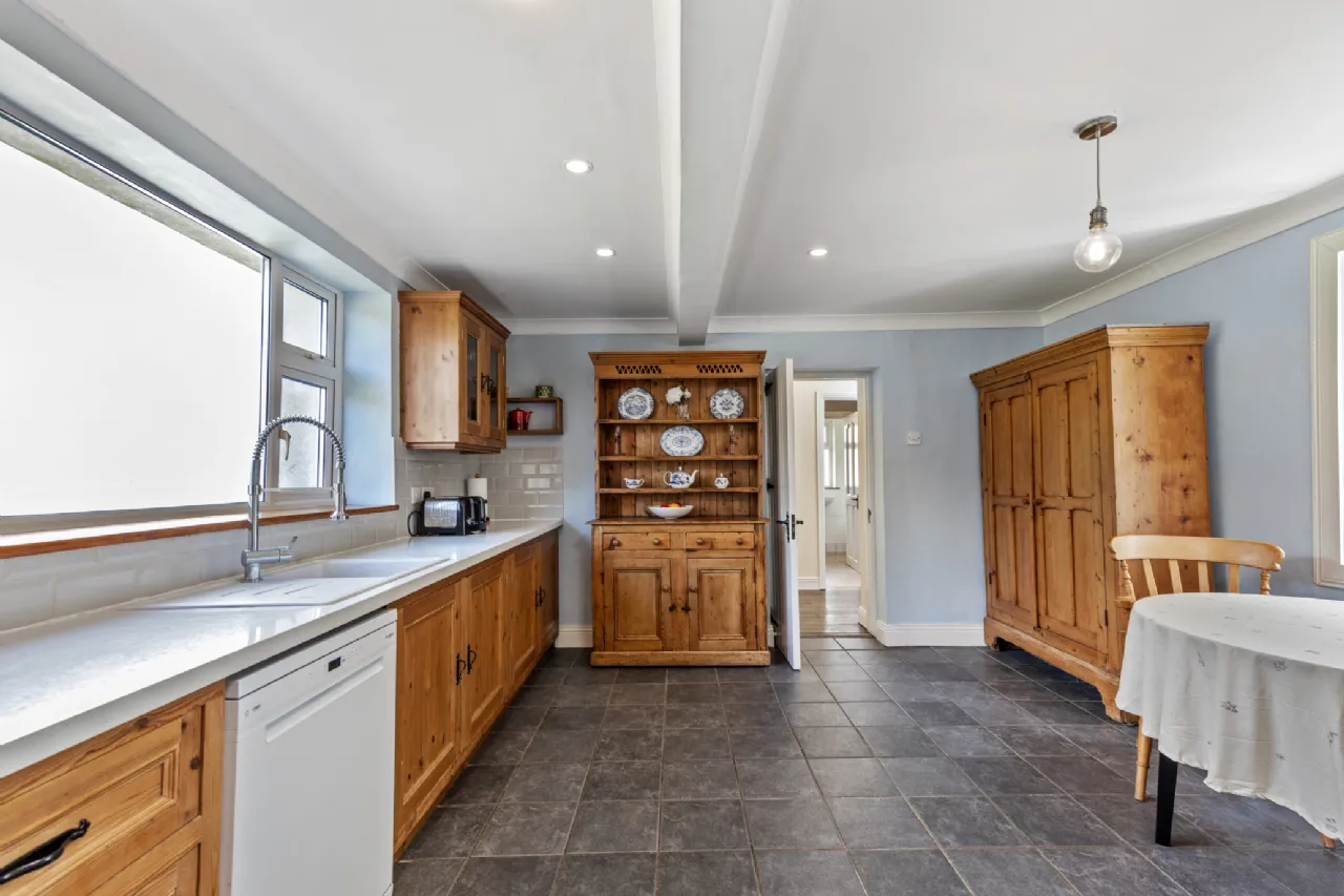 Photo of Kellyville, Ballintubbert, Co. Laois, R14 PW29