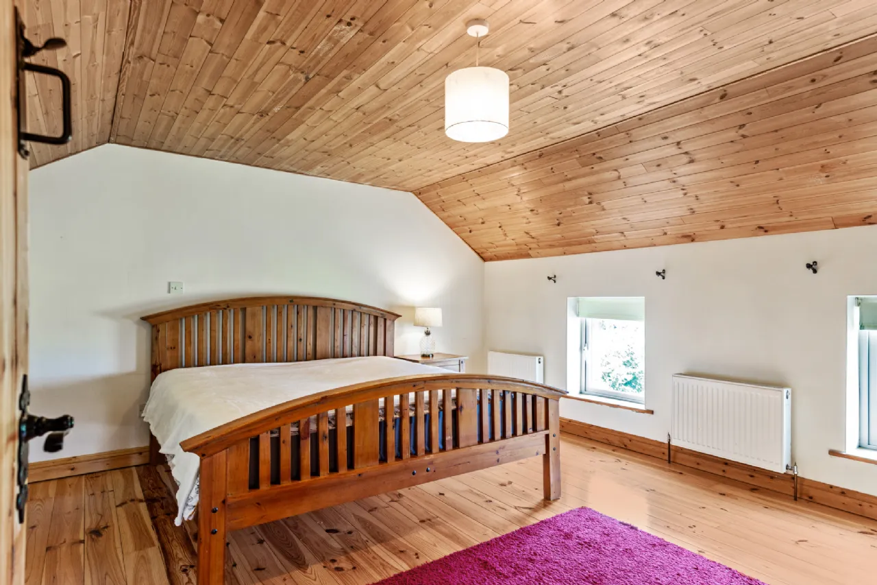 Photo of Kellyville, Ballintubbert, Co. Laois, R14 PW29