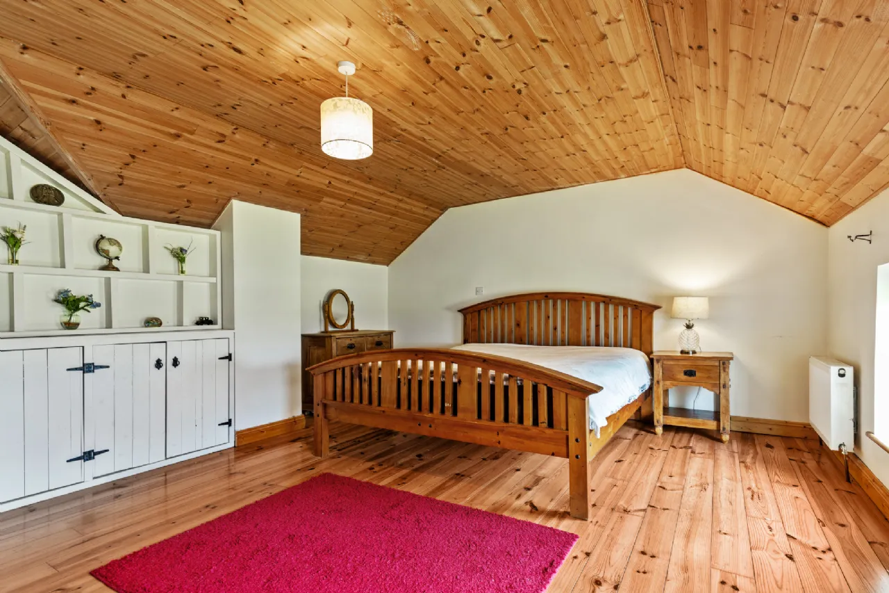 Photo of Kellyville, Ballintubbert, Co. Laois, R14 PW29