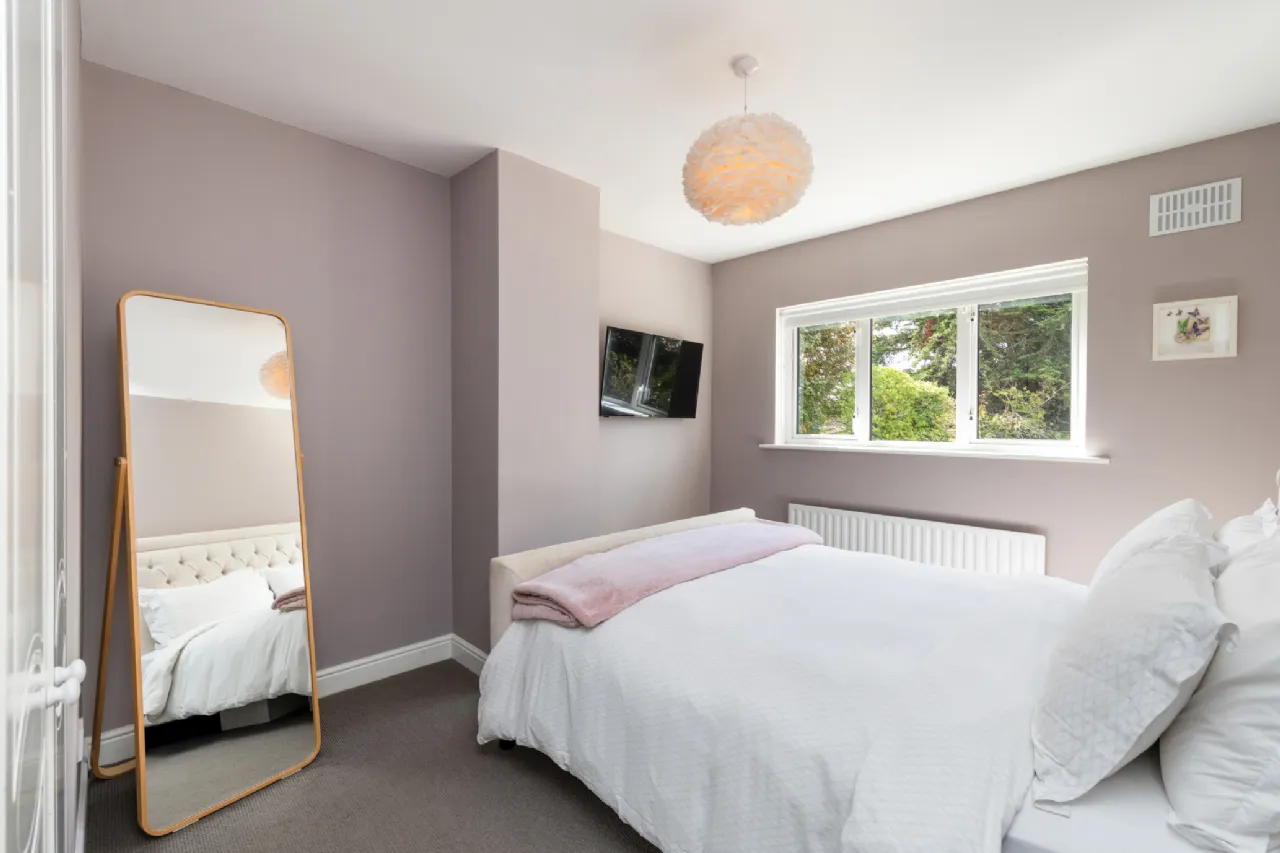 Photo of 1 Del Val Court, Sutton, Dublin 13, D13 X6P2