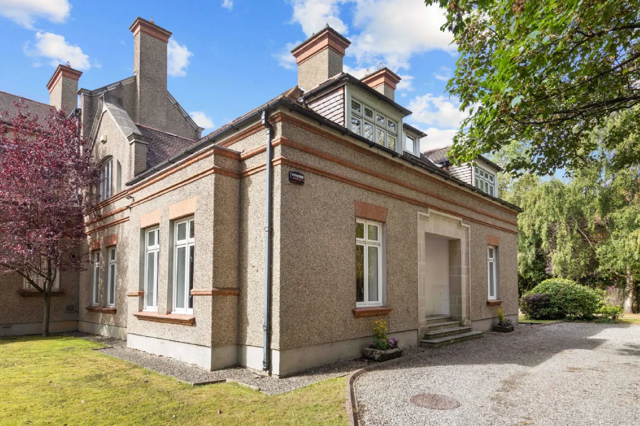 Photo of Coreen, 30 Shrewsbury Road,, Ballsbridge, Dublin 4, D04 H4C8