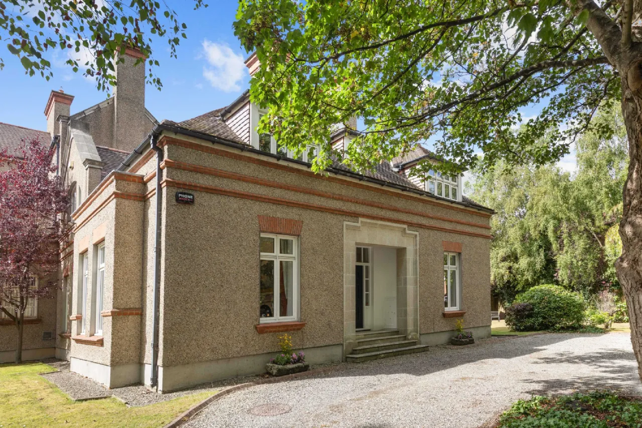 Photo of Coreen, 30 Shrewsbury Road,, Ballsbridge, Dublin 4, D04 H4C8