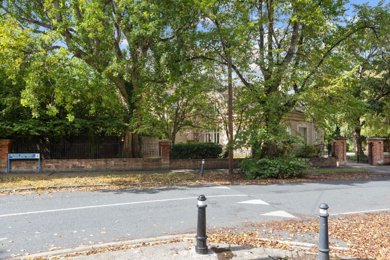 Photo of Coreen, 30 Shrewsbury Road,, Ballsbridge, Dublin 4, D04 H4C8