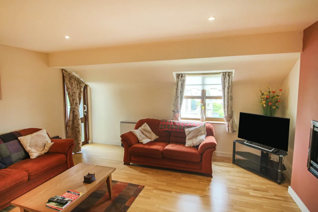 Photo of 6B Shannon Cove, Dromod, Carrick-On-Shannon, Co. Leitrim, N41 RH52