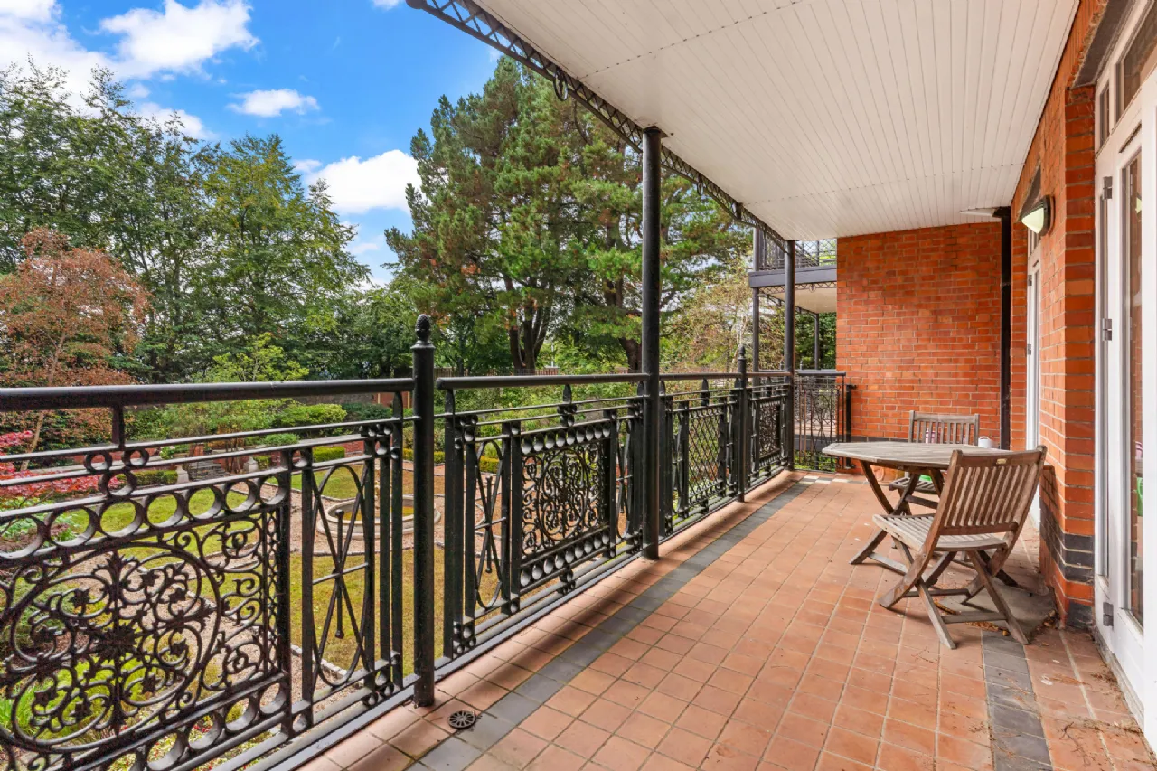 Photo of Apartment 8, Linden, 31-33 Merrion Road, Ballsbridge, Dublin 4, D04 NW28