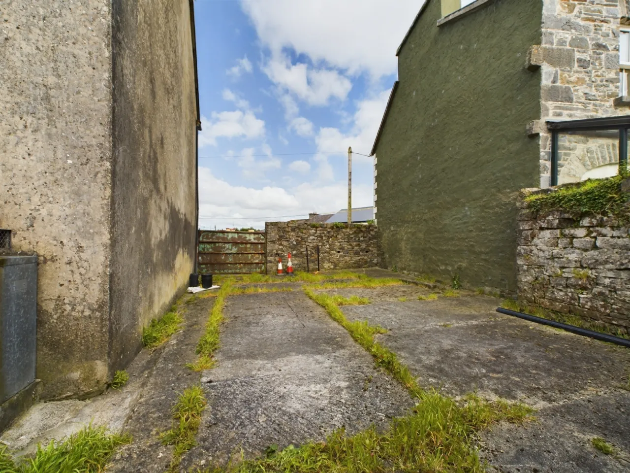 Photo of The Square, Kildysart, Co. Clare., V95 K5R3