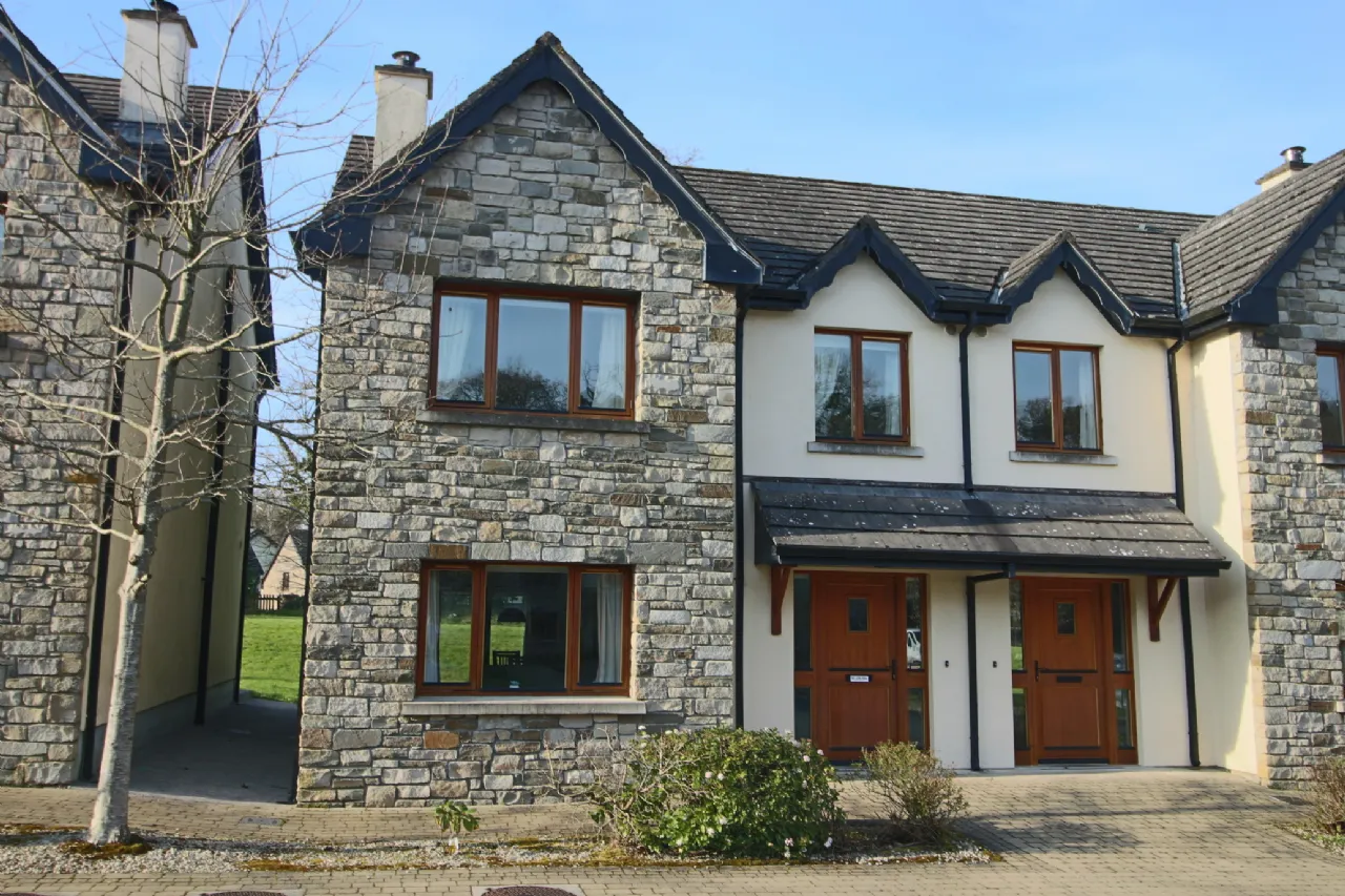 Photo of 20 Earl Court, Lough Rynn, Mohill, Co. Leitrim, N41 E3H4