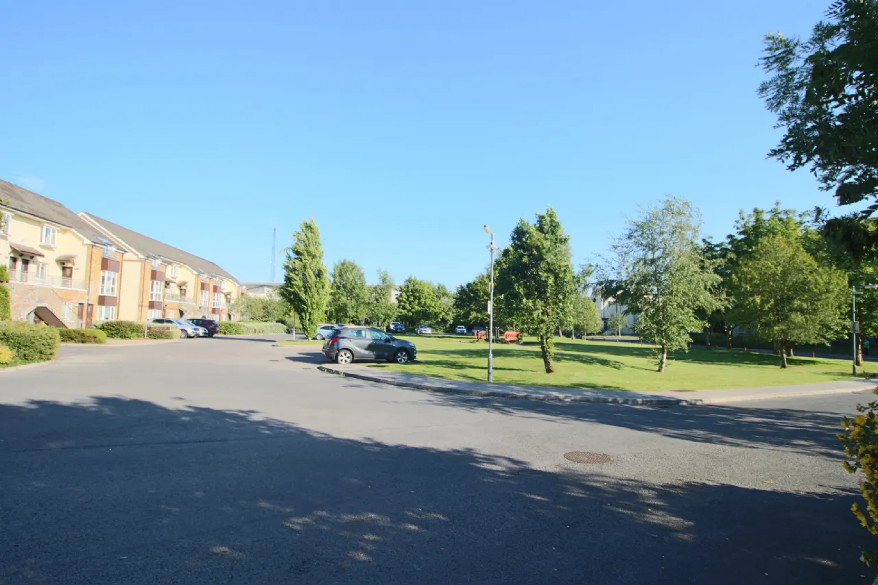 Photo of 14 Allen, Shannon Court, Carrick-On-Shannon, Co. Leitrim, N41 FR13