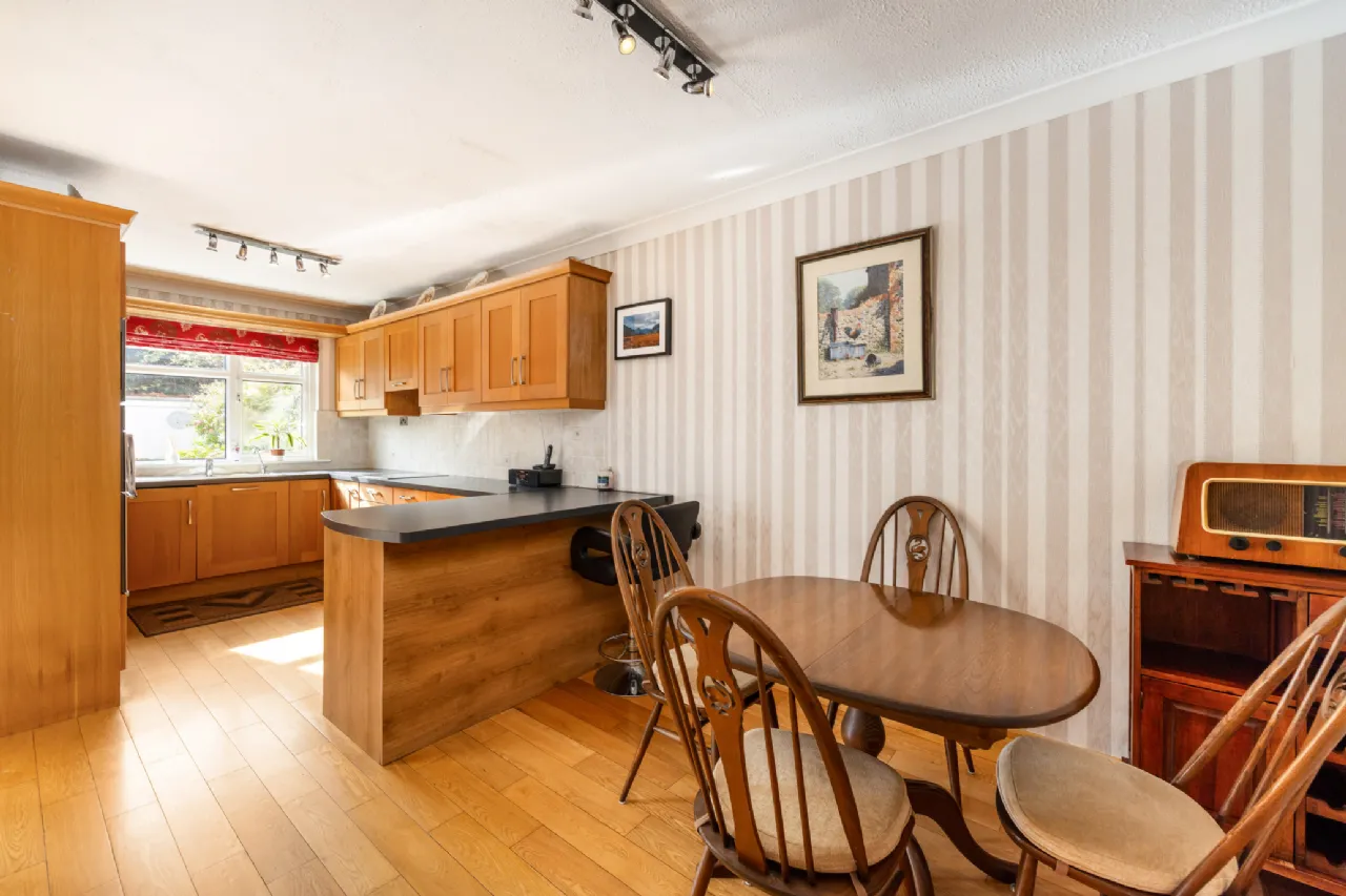 Photo of 6 Alden Park, Sutton, Dublin 13, D13 X4C8