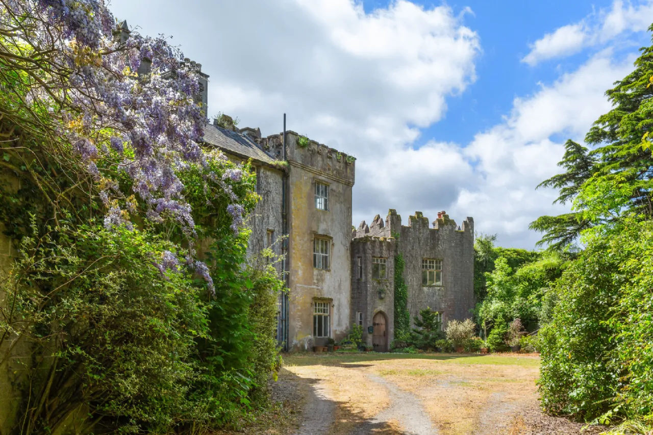 Photo of Ardfinnan Castle, Ardfinnan, County Tipperary, E91 A398