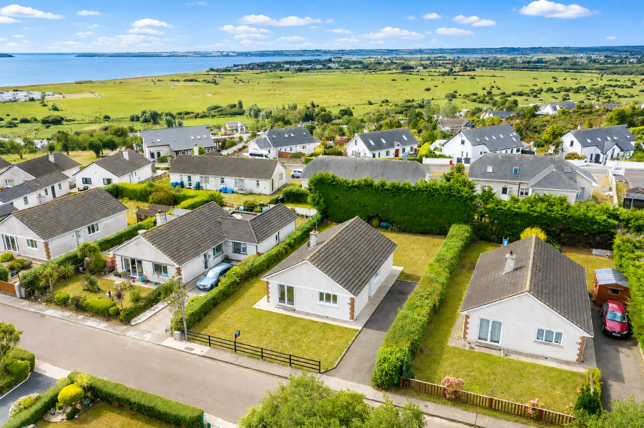 Photo of 40 Summerdale Lawn, Ballyclamasy, Youghal, Co Cork., P36 F802