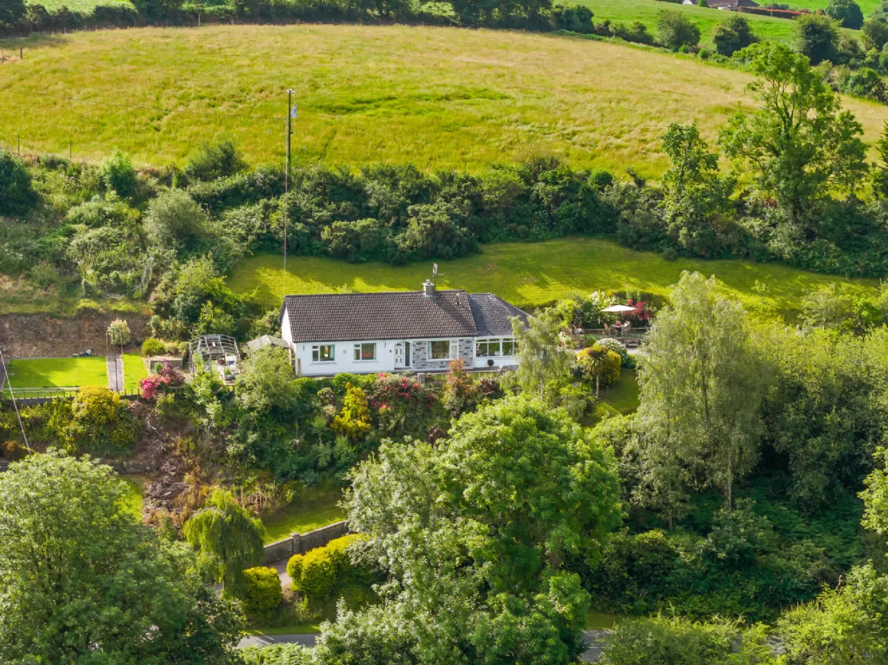 Photo of Coolalisheen, Kilworth, Co.Cork, P61D577