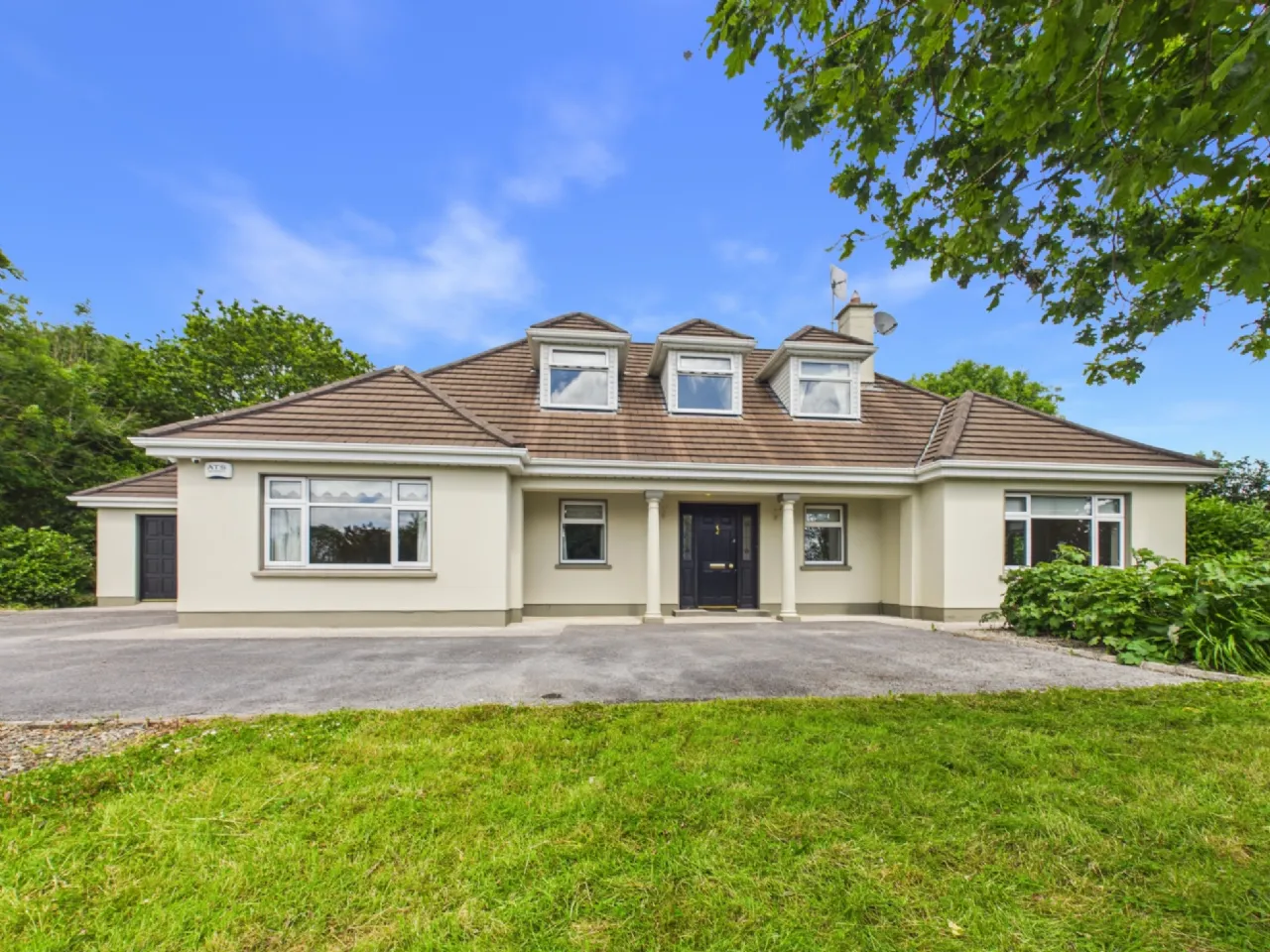 Photo of Shanaway Road, Ennis, Co Clare, V95 D8KX