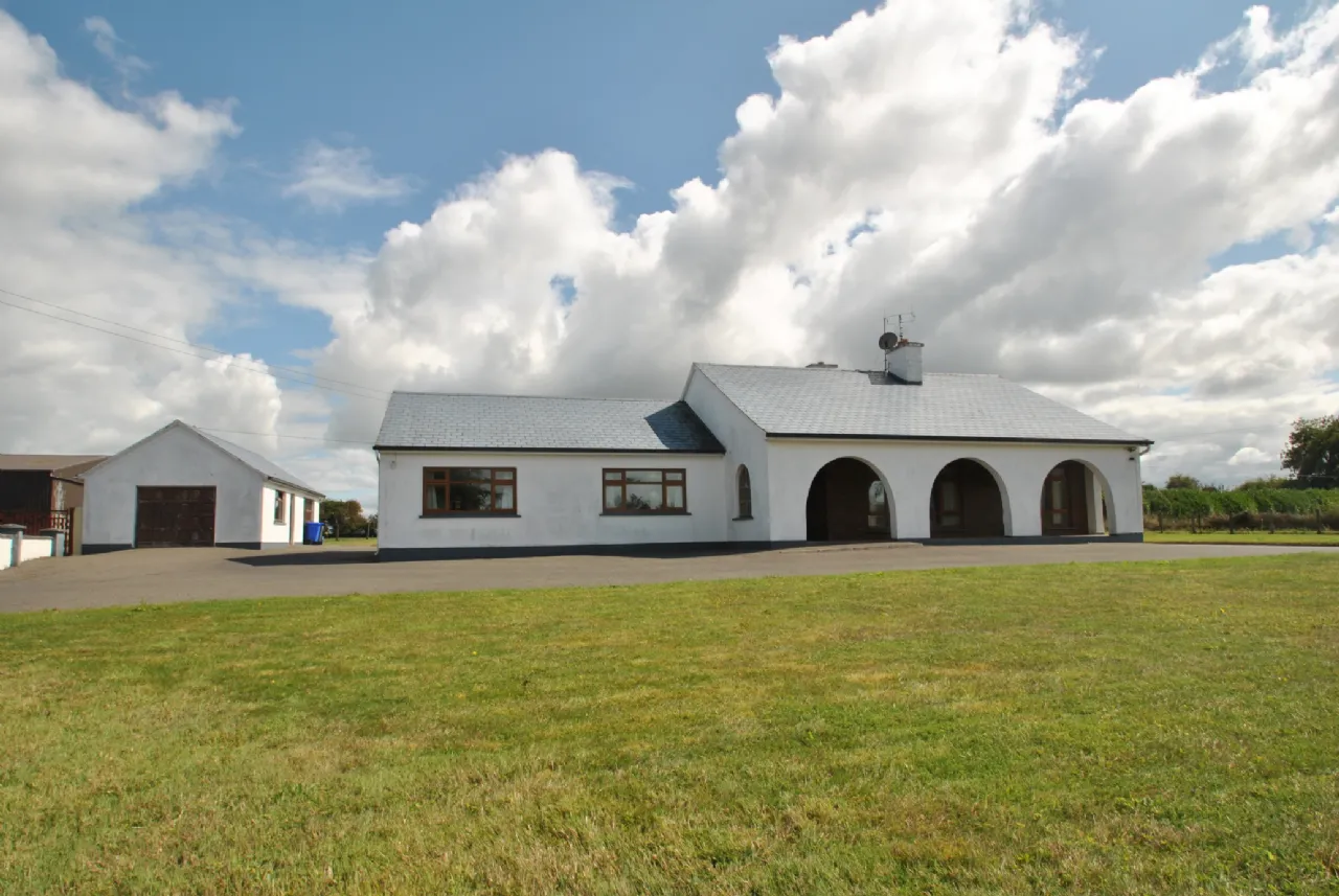 Photo of The Arches, Birr Road, Shinrone, Birr, Co. Offaly, R42 DW66
