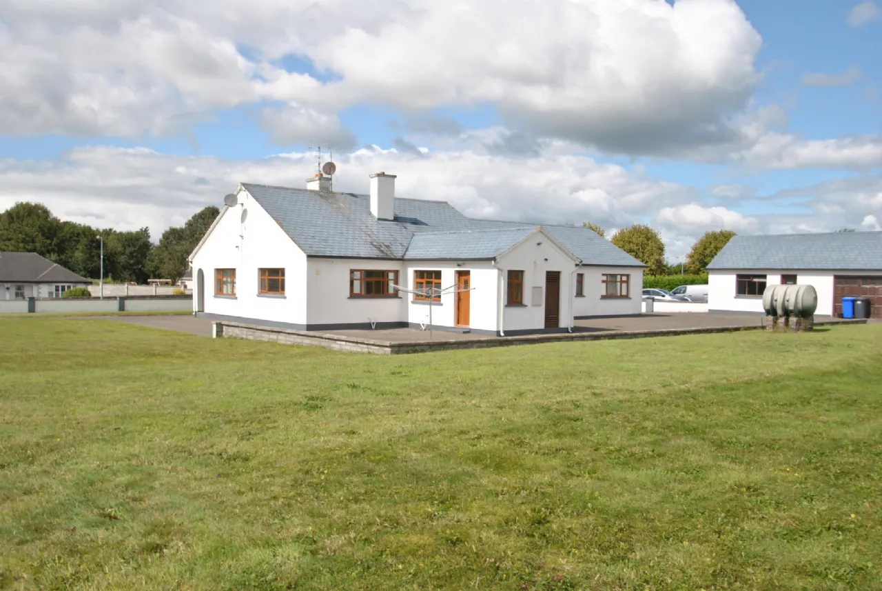 Photo of The Arches, Birr Road, Shinrone, Birr, Co. Offaly, R42 DW66