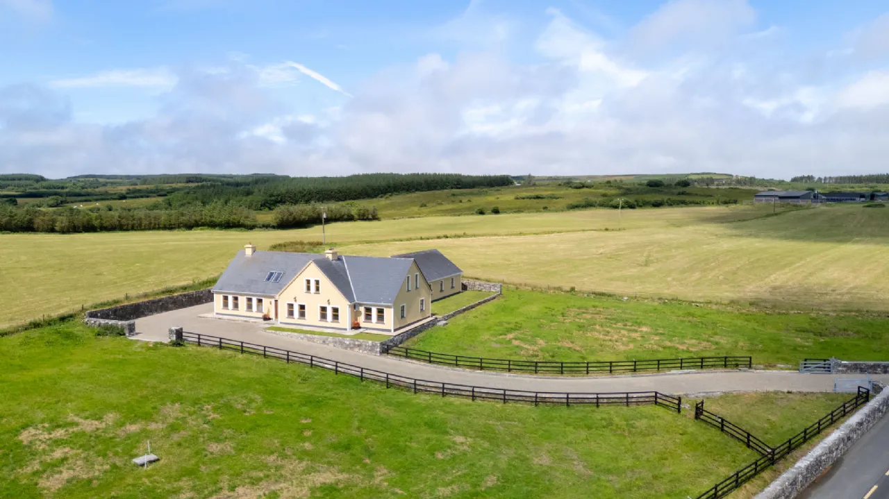 Photo of Fantor House, Carroweragh, Kilshanny, Co. Clare., V95 D8P3