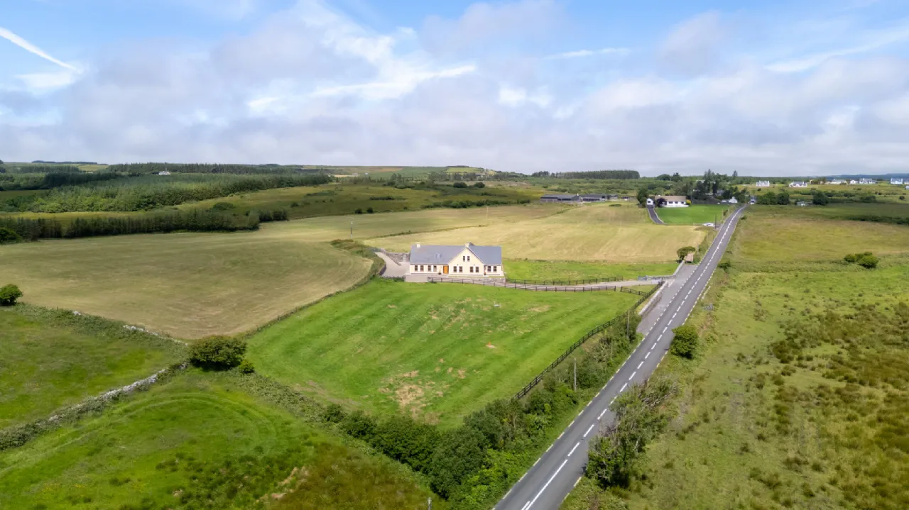 Photo of Fantor House, Carroweragh, Kilshanny, Co. Clare., V95 D8P3