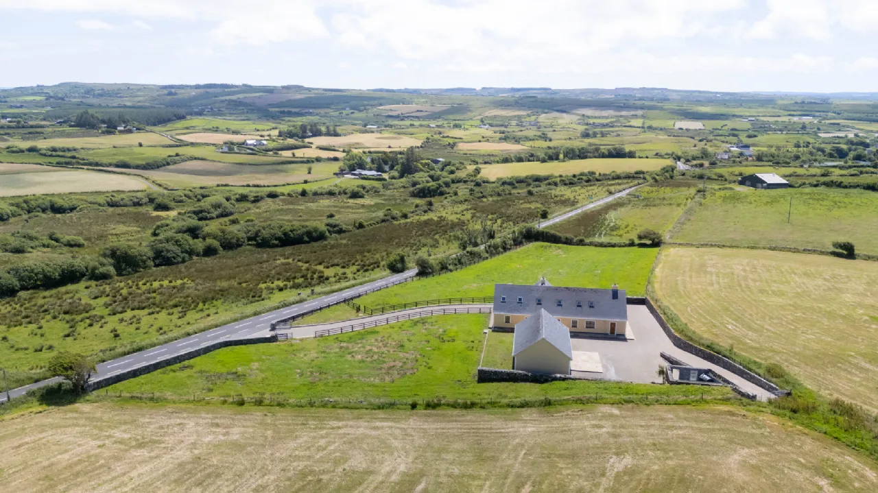 Photo of Fantor House, Carroweragh, Kilshanny, Co. Clare., V95 D8P3