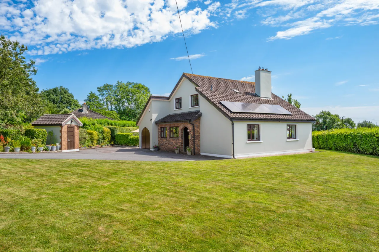Photo of Corbally, Ballymore, Cobh, Co. Cork, P24 DP79