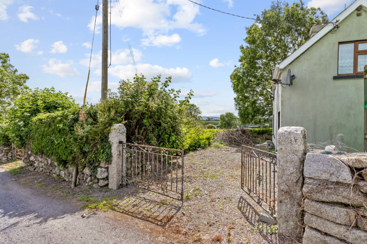 Photo of Derelict House, Ballyloughan,, Bagenalstown,, Co. Carlow, R21YY77
