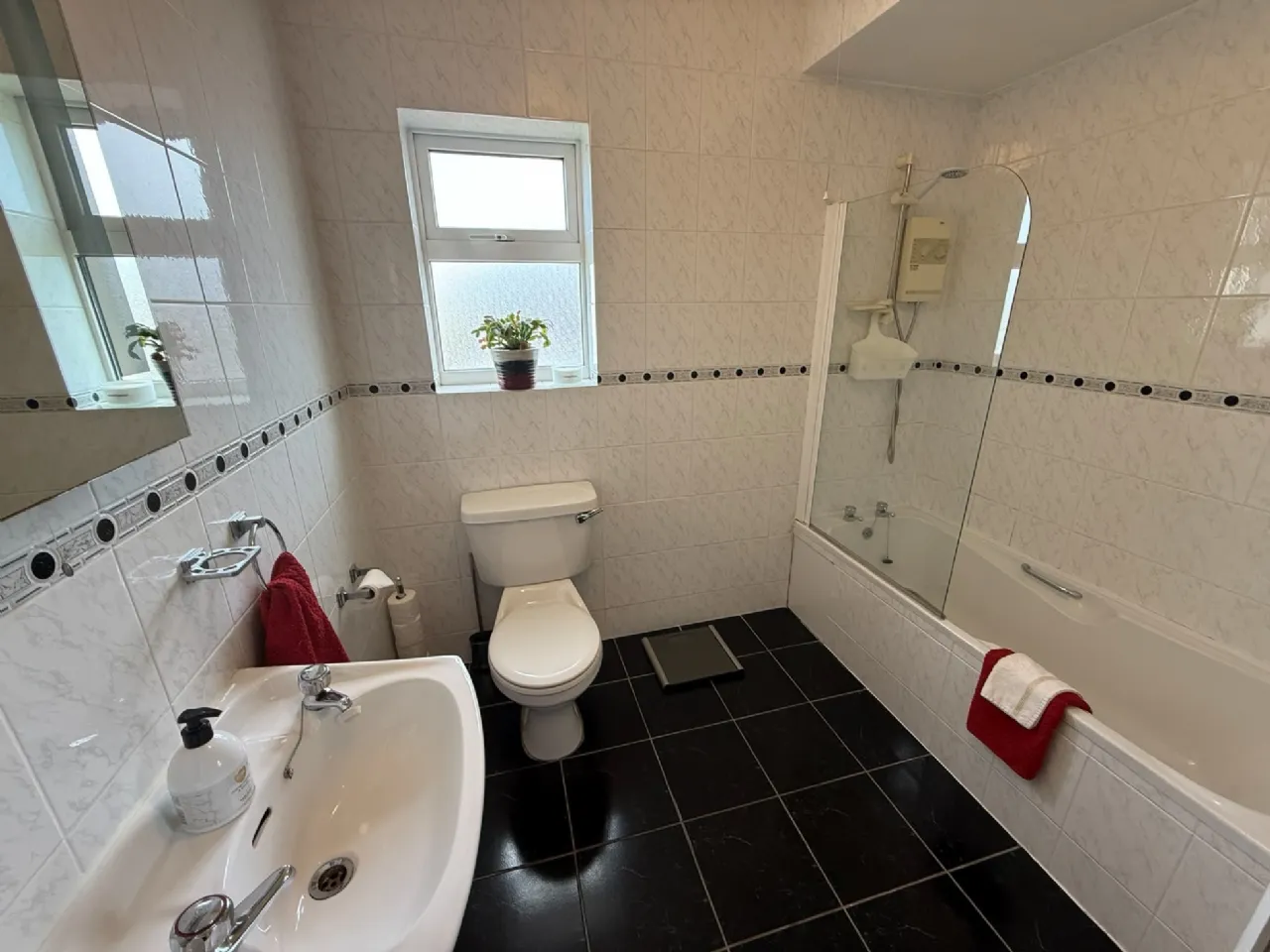 Photo of 3 Castlepark, Killarney, Co. Kerry, V93 P5PE