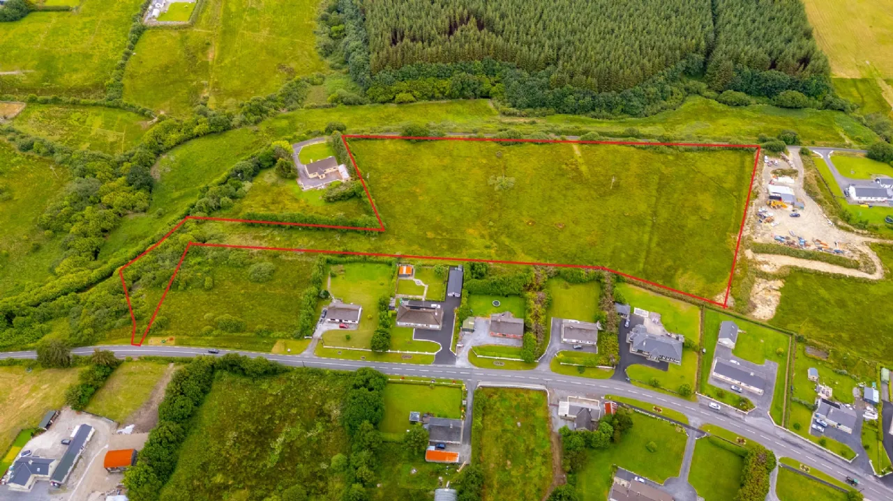 Photo of Land on Bealcragga Road, Folio CE24159F, Connolly, Ennis, Co. Clare.