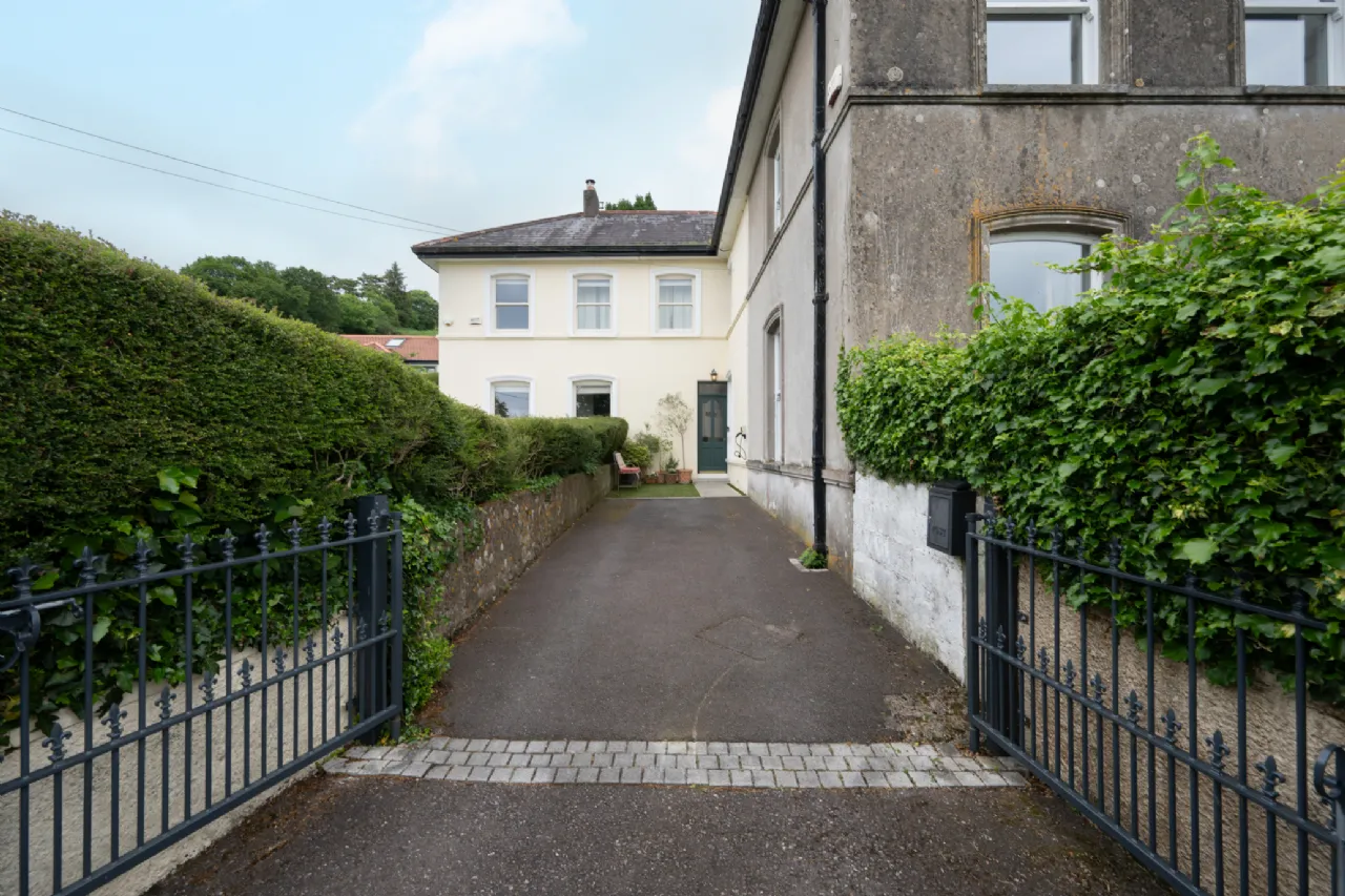 Photo of 2 Hollymount, Lee Road, Cork, T23 RWV4